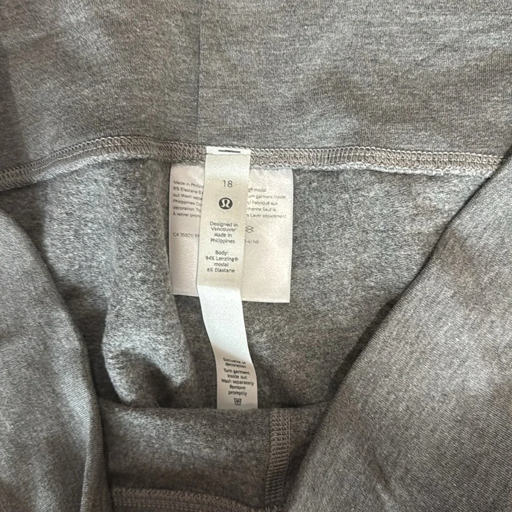 NWT Lululemon Wunder Lounge Super-High-Rise Tight 28" Heathered Core Med… - Picture 7 of 10